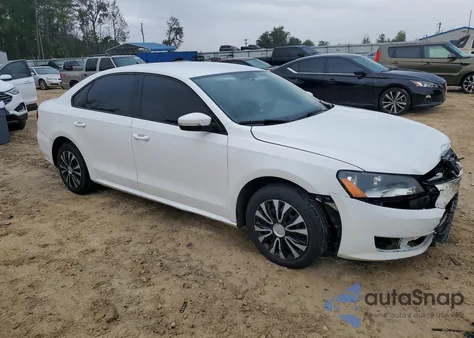 2013 Volkswagen Passat S z USA, uszkodzony, nr VIN 1VWAP7A3XDC050830